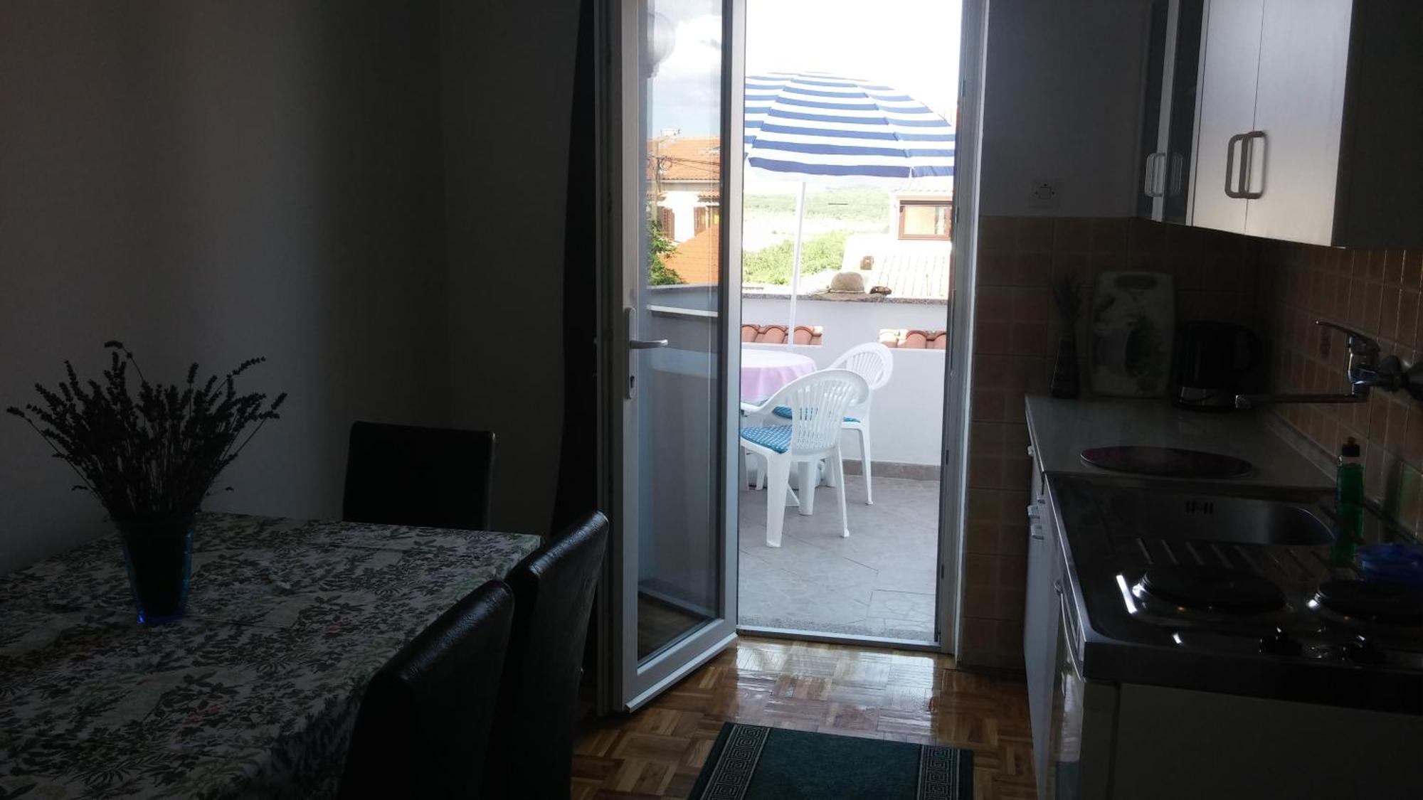 Melina Apartment *